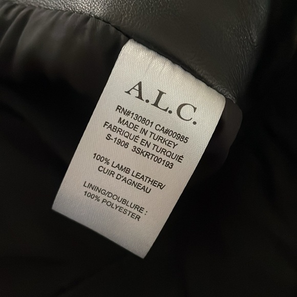 ALC Jupiter Skirt size 4 lamb leather black New with Tags rrp $700 - Picture 11 of 11